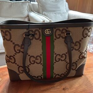 New Gucci medium tote